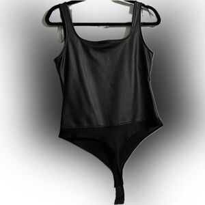 💋NWT💋Leather Bodysuit💋Perfect for any Halloween Custom💋💋💋